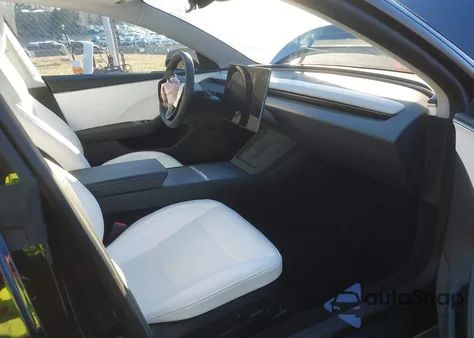 2025 Tesla Model 3 Long Range Rear-Wheel Drive/Standard Rear-Wheel Drive from USA, damaged, VIN 5YJ3E1EA6SF976049